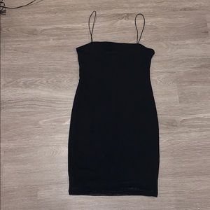 Simple straight neckline black dress